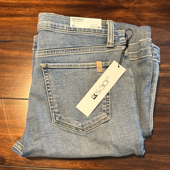 NEW Joe’s Jeans- THE MOLLY
HIGH RISE FLARE TROUSER // size 29- inseam 32” - Picture 6 of 11